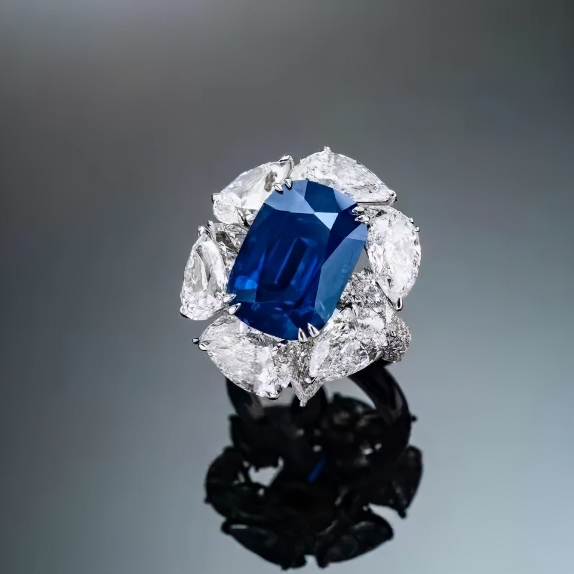 蓝宝石拍卖,2021苏富比蓝宝石拍卖