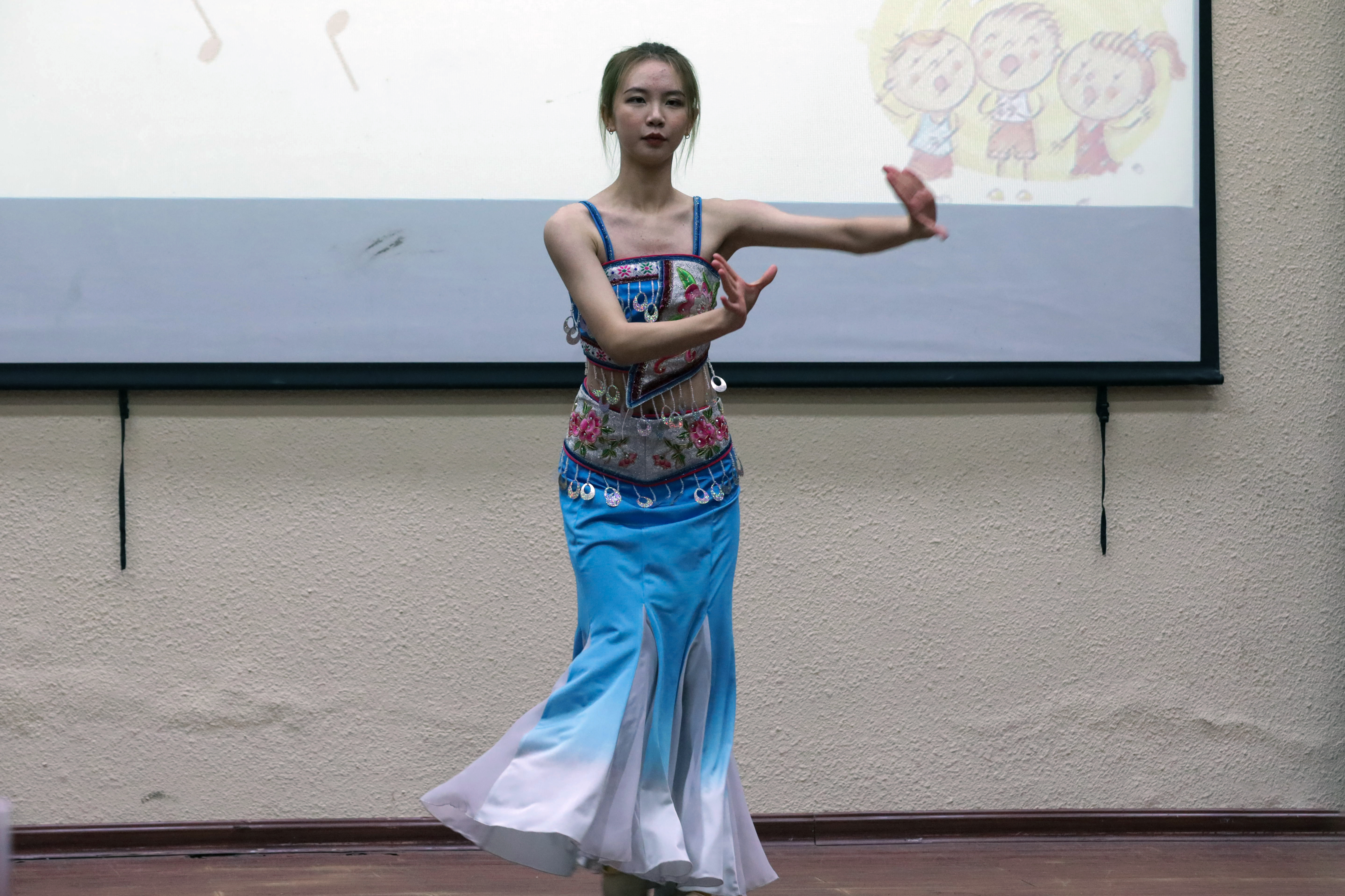 妗傛灄鑸ぉ宸ヤ笟瀛﹂櫌瀹胯垗,妗傛灄鑸ぉ宸ヤ笟瀛﹂櫌鏂扮敓娲诲姩