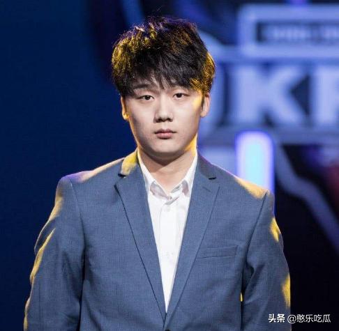 王者荣耀2019世冠rw侠vsestar,王者荣耀2020世冠qgvsdyg完整回放