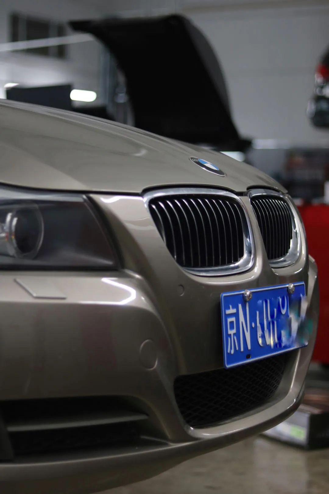 修复二手宝马e90,06宝马e90翻新全过程