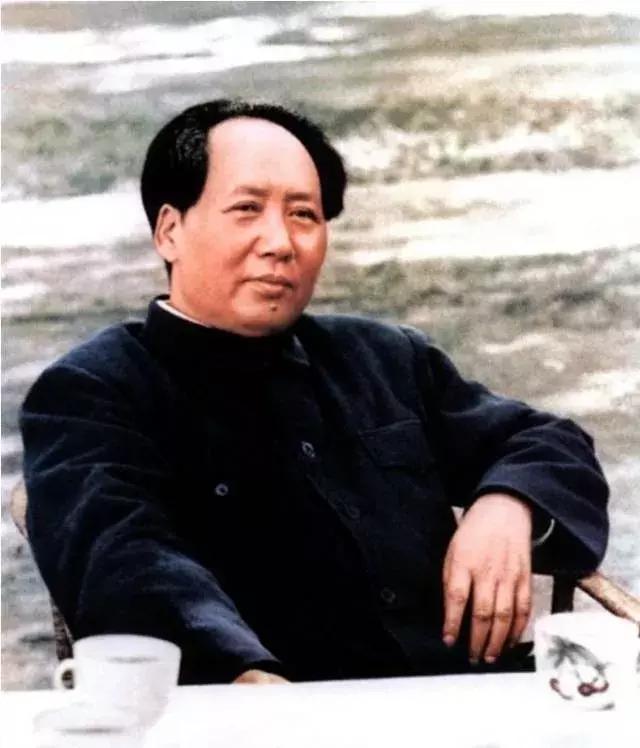 毛主席到底伟大在哪里？总结得真好！