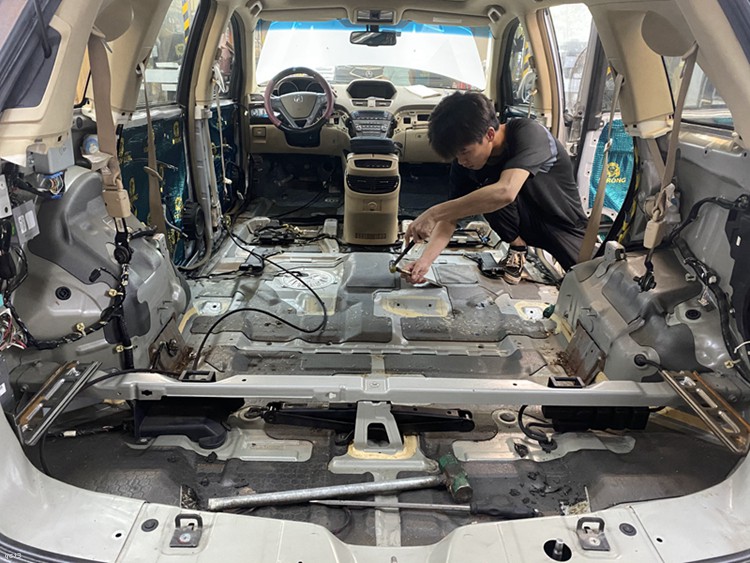 佛山禅城汽车隔音,佛山汽车隔音降噪本田