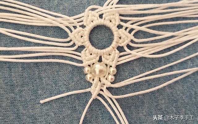 七彩莲花挂件的编法,梅花挂件编法教程