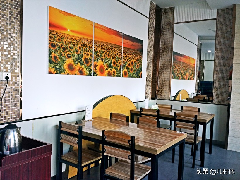 实实在在的阿拉宁波人的地道小饭馆,是带有阿姨的手艺