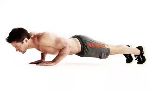 新手必备！8个动作锻炼全身肌肉，修身塑形，30天给你完美身材