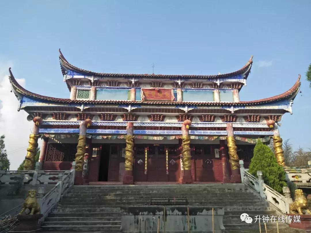 升钟镇玉眉山村,玉眉山村