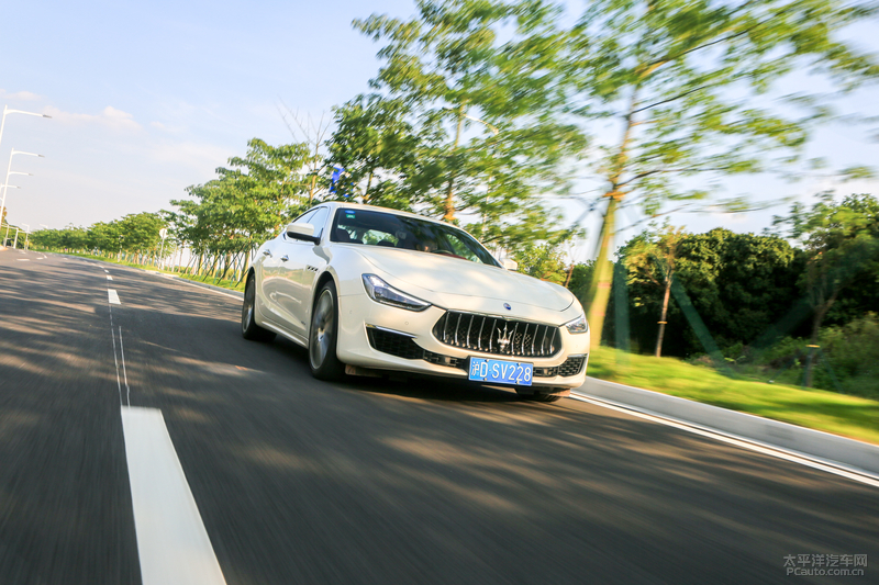 玛莎拉蒂ghibli和s350,玛莎拉蒂ghibli测试评价
