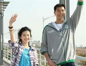 阿联经历了什么,阿联到底经历了什么