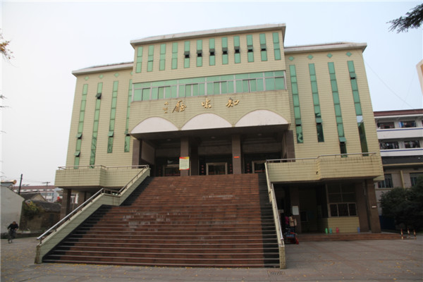 南通白蒲中学近几年高考喜报,南通白蒲中学在南通排名多少