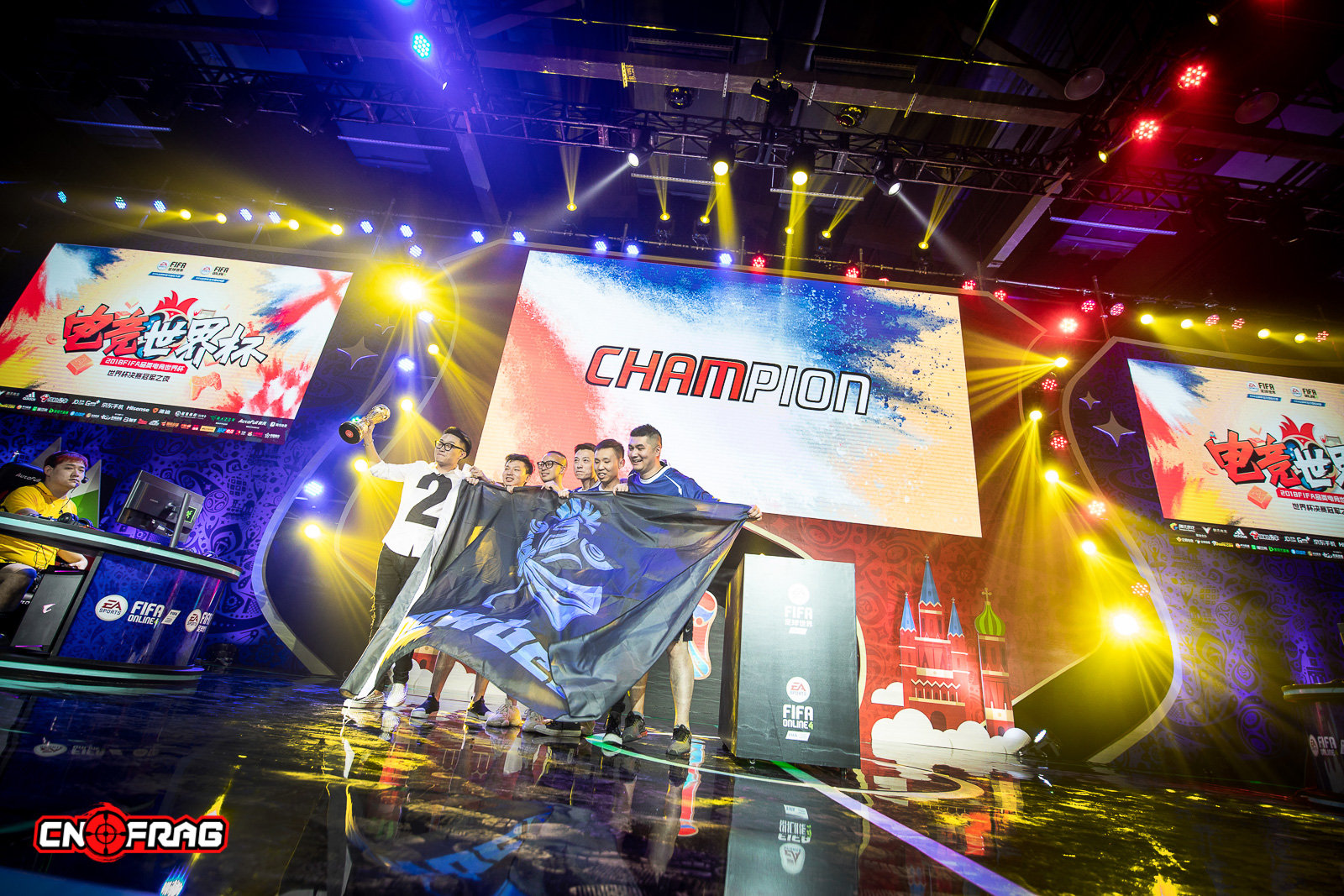 TheYearinPhotos-cnFrag2018年度电竞图片