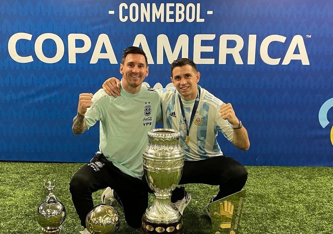 梅西拒绝阿根廷总统接见,梅西公开拒绝领奖新闻