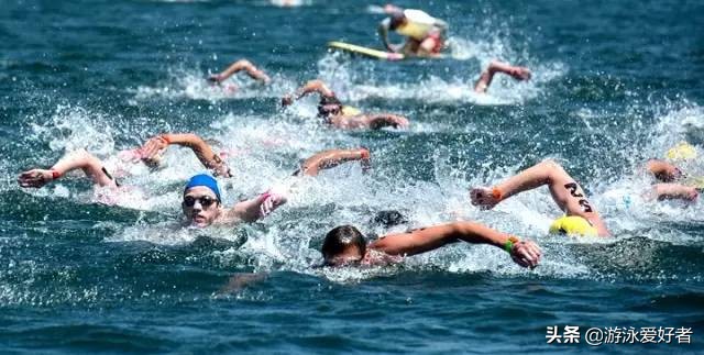 游泳的技巧保证让你羡慕,学游泳小白最快学会的泳姿