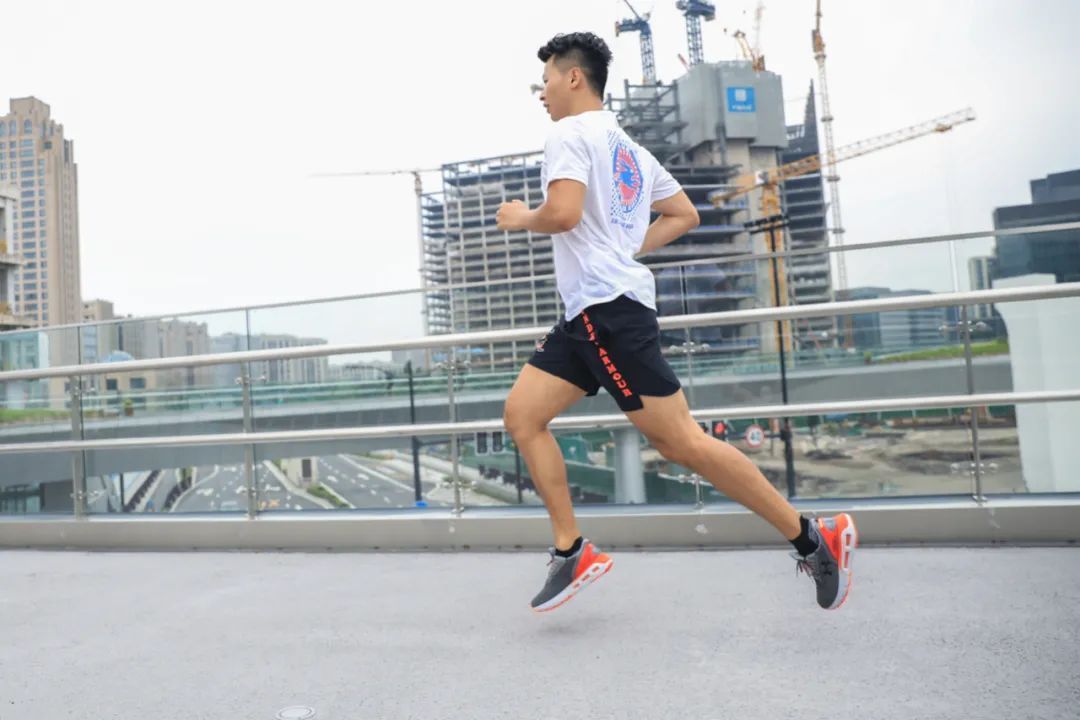 马拉松跑鞋舒适感,跑鞋是不是舒适感更好呢