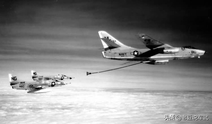 a-4天鹰舰载战斗攻击机,道格拉斯舰载机盘点