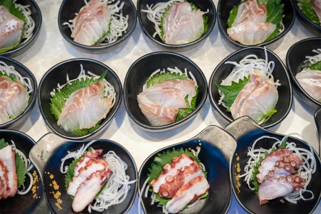 颐海国际海鲜自助海胆,北京海鲜自助海胆鳌虾不限量