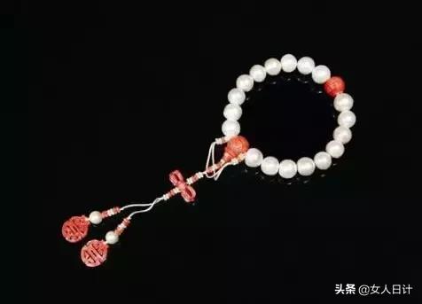 最适合穷人玩的5种手串,土豪看价值连城的东西