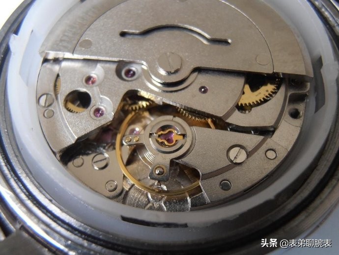 如何辨别瑞士手表机芯,怎么辨别瑞士手表机芯