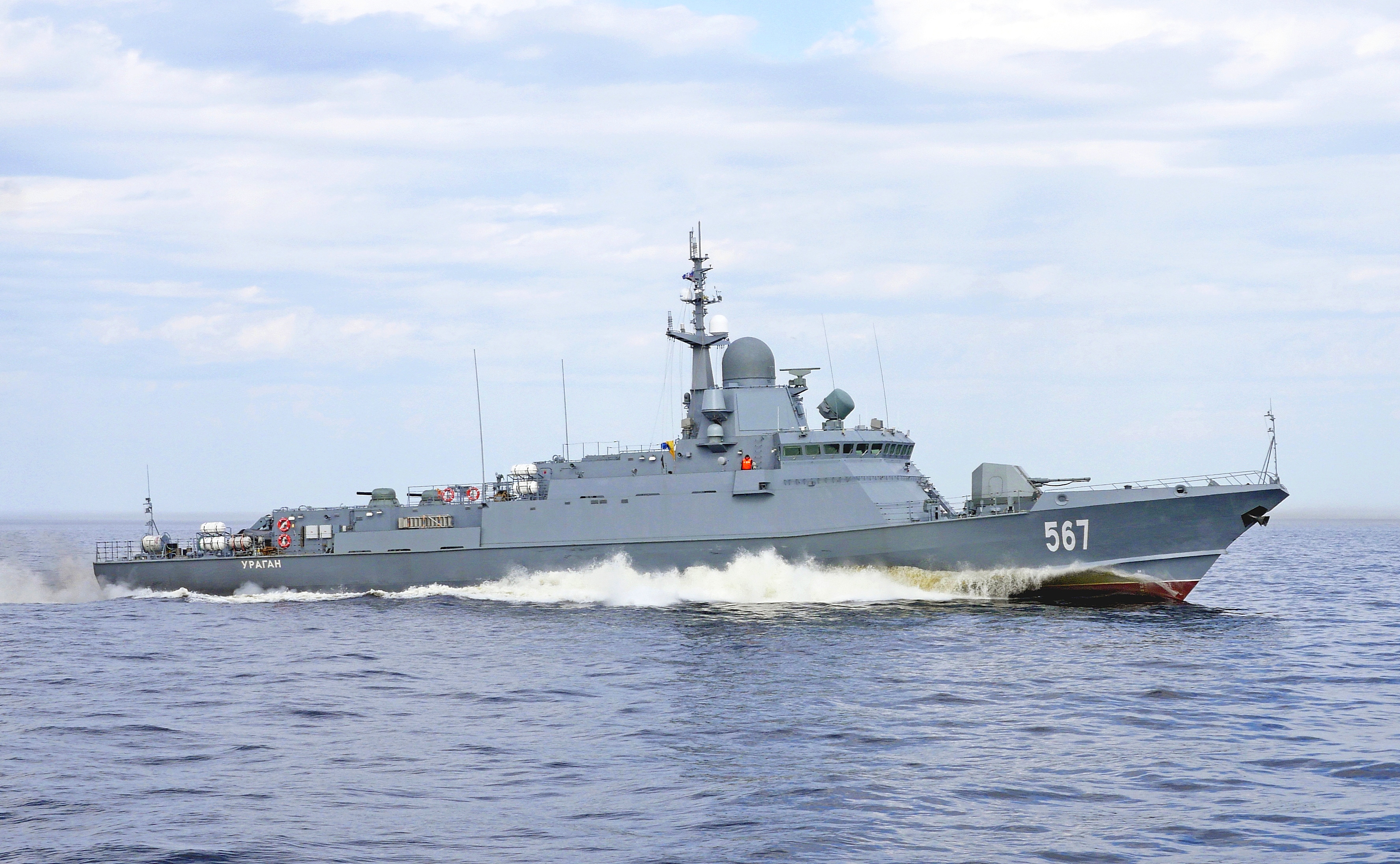 俄罗斯进口中国舰用发动机,俄罗斯向中国购买柴油发动机