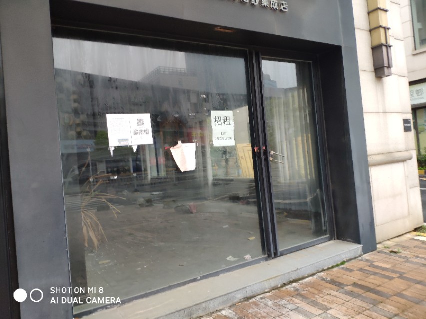 南昌红谷滩万达商铺多少钱出租,南昌红谷滩万达金街商铺出售