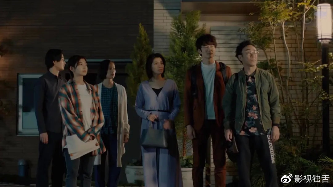 这才是一家三口幸福的模样,这才是一家三口幸福的样子