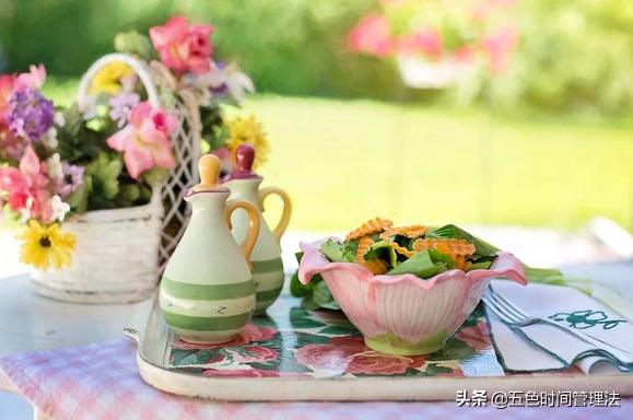 百分之99的成功人士都有早起习惯,每天坚持早起对身体有什么好处