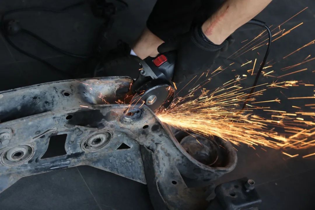 老车翻新修复三菱帕杰罗v97,帕杰罗v97整车整备翻新长视频