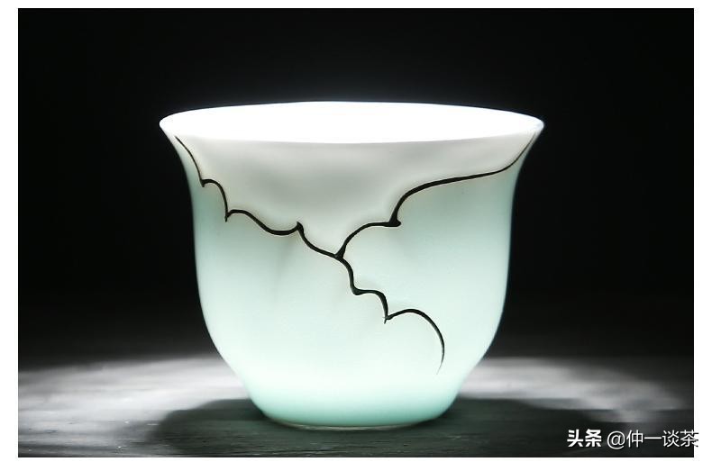 茶具一般挑选什么颜色,茶具选择图案有没有讲究