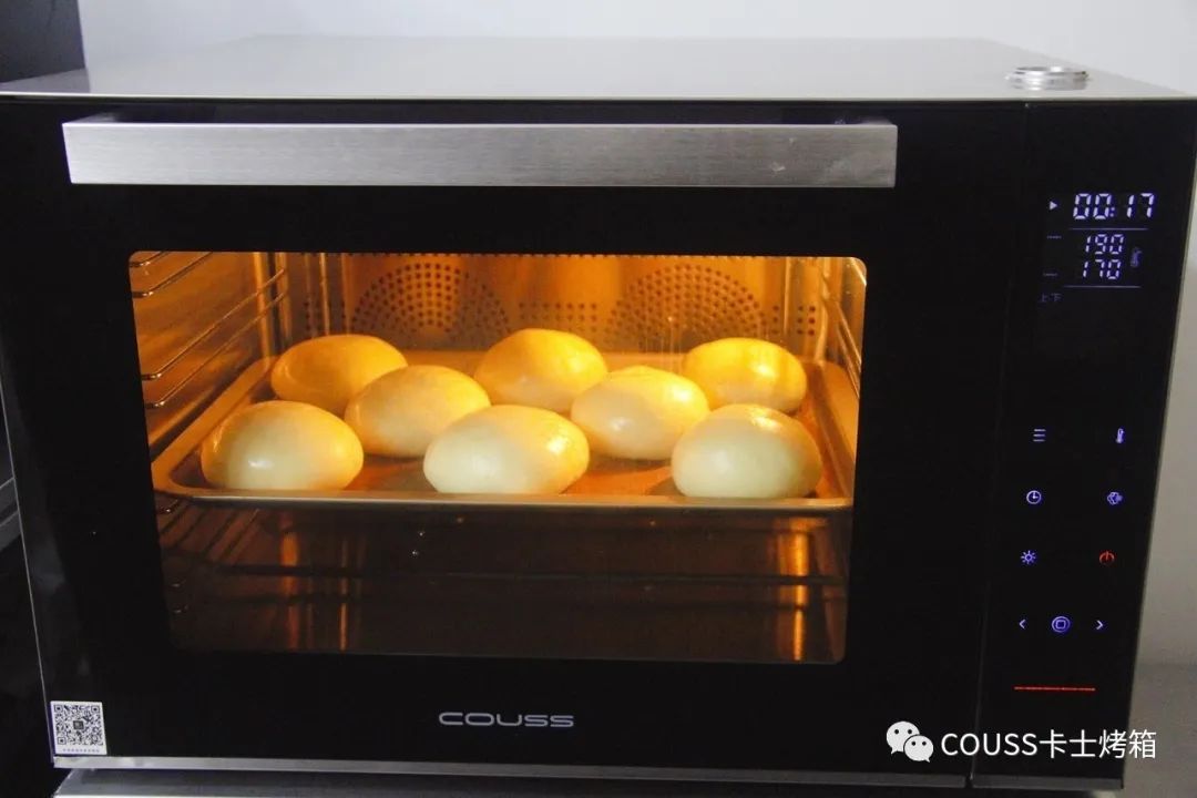 网红蒜香芝士面包,网红面包爆款芝士卷包