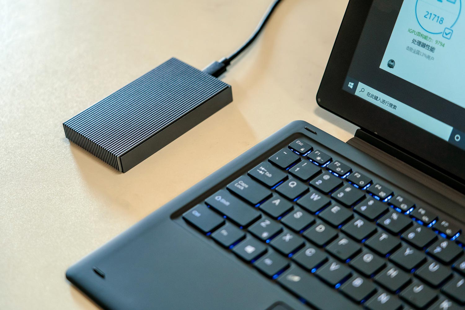 orico固态硬盘盒2.5寸支持m.2,orico固态硬盘盒使用教程