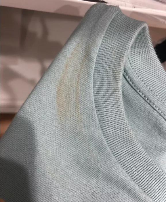 成人试穿优衣库童装拍照成热潮,成年人试穿优衣库童装的解决方案