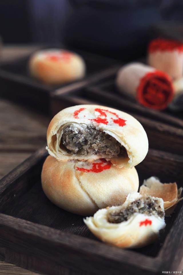 福建传统老式绿豆饼手工现做,福建十大特产绿豆饼