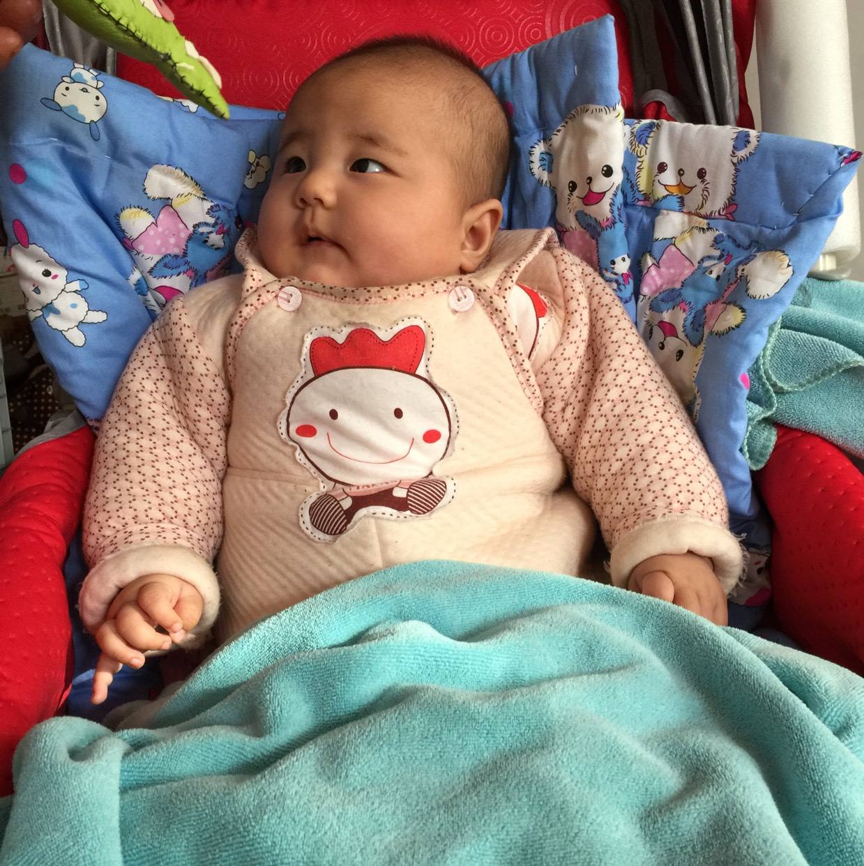 2岁宝宝受惊吓后,婆婆的操作获医生夸赞,让儿媳心服口服