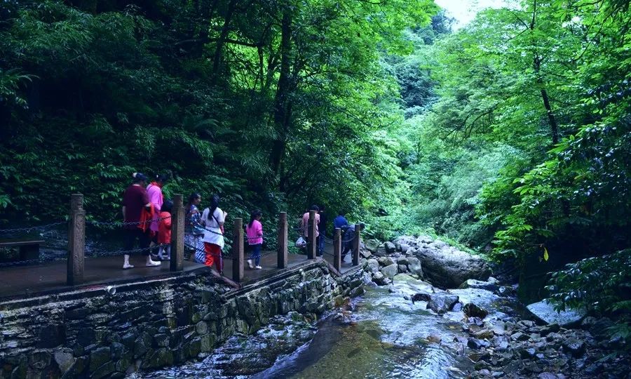 四川旅游五天必去景点,游玩好去处四川