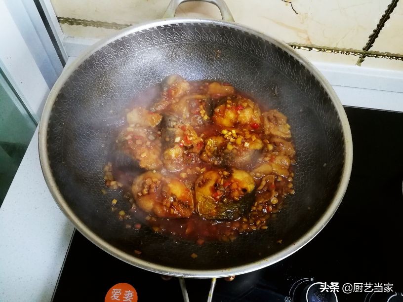 厨师教你做干烧鲅鱼的视频,厨师烹饪技巧大全集