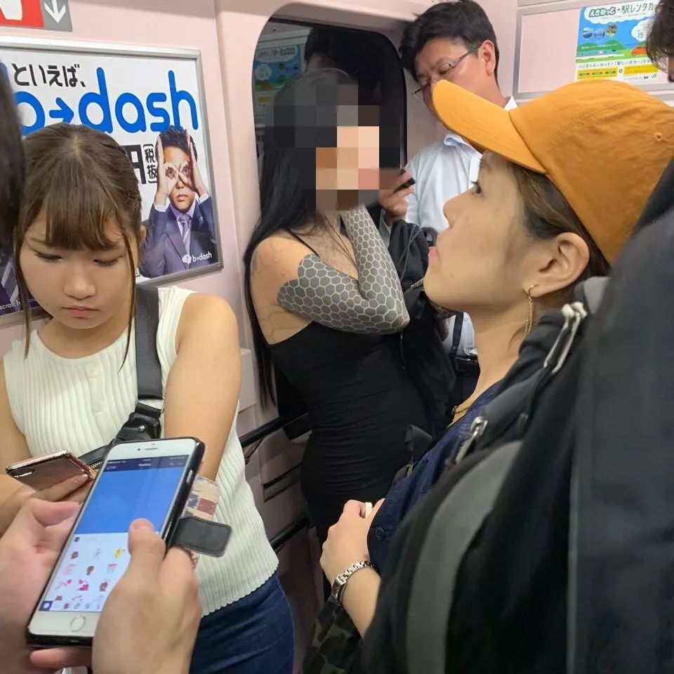 成都女孩纹身,成都纹身女孩有多少