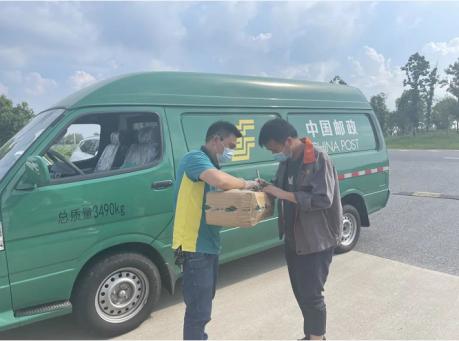 邮政快递常常被人吐槽,为啥有人发邮政给差评