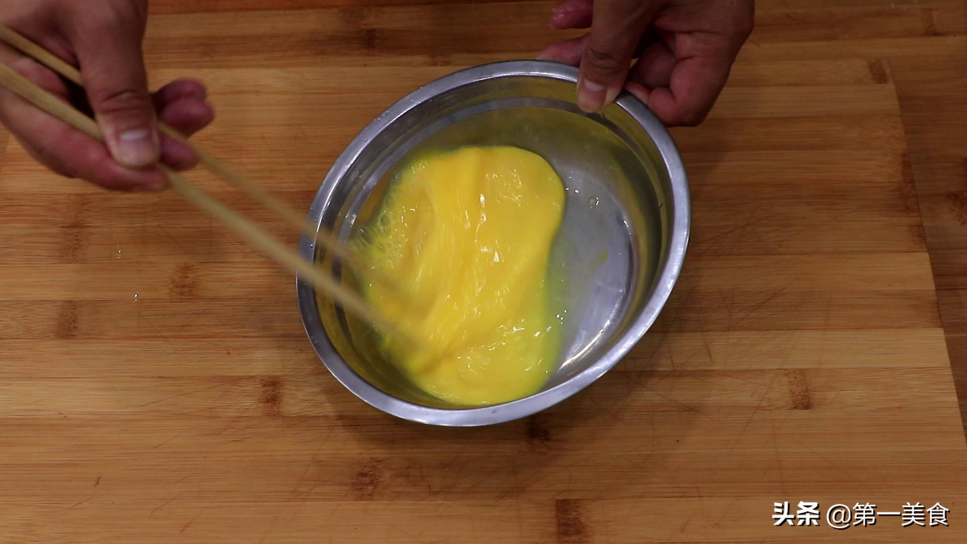 香蕉面包糠怎么炸最好吃,用面包糠炸会爆浆的香蕉