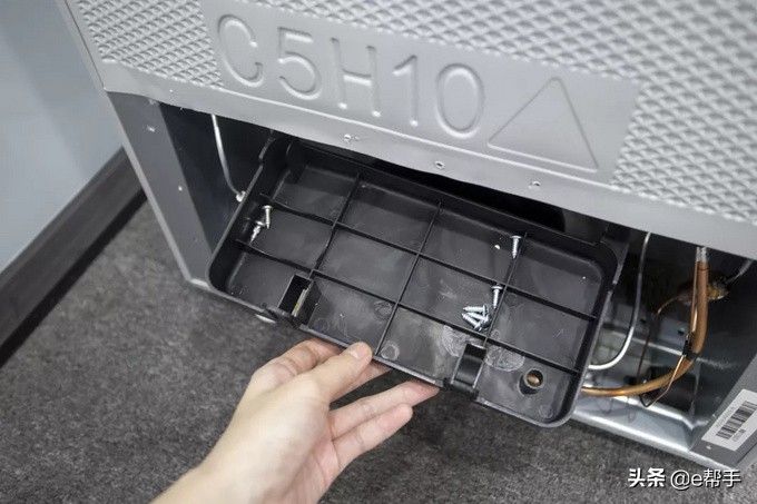 家有蟑螂怎么办灭蟑攻略来袭,家里有蟑螂用哪种杀蟑办法