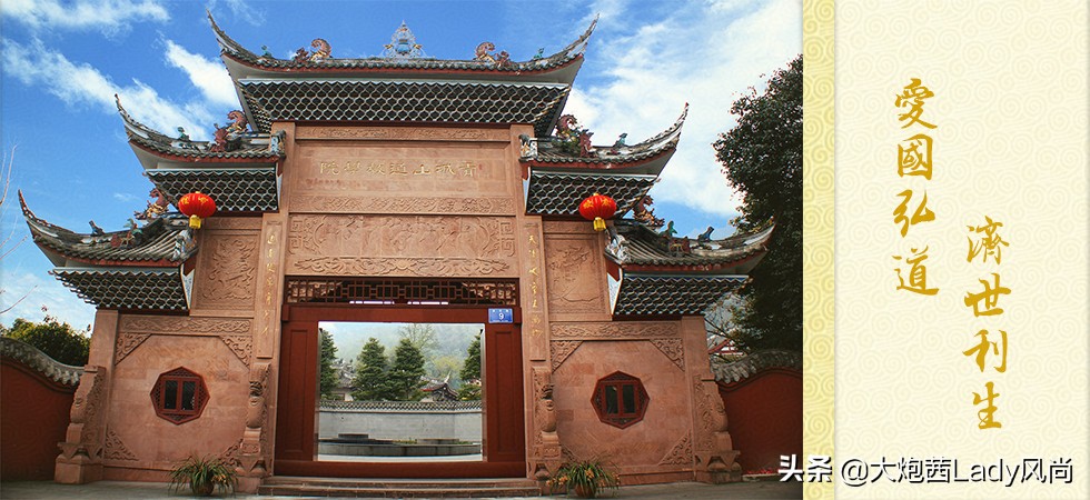 深山藏古刹幽径更禅意,深山藏道观