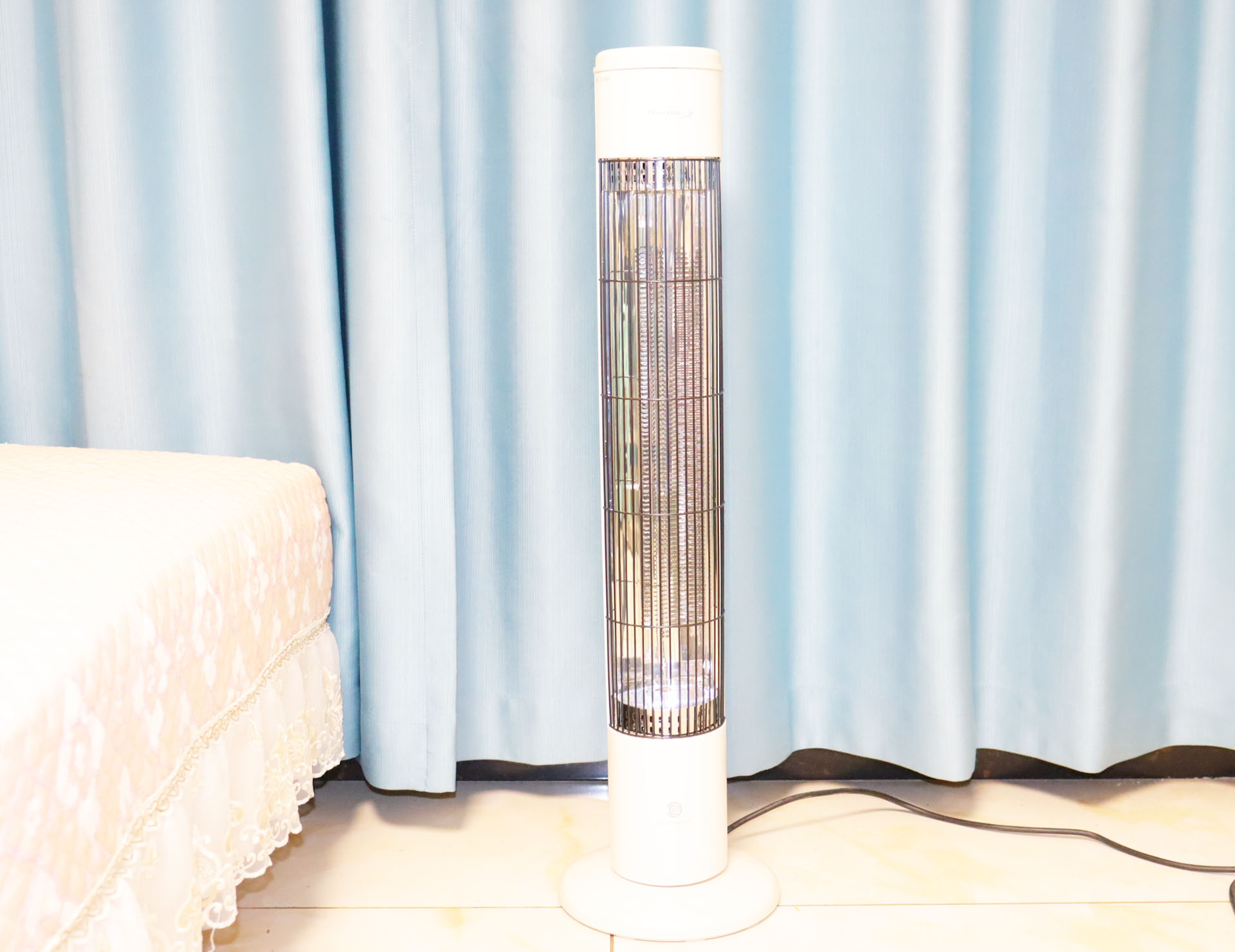 超薄节能取暖器,暖风机石墨烯家用静音取暖器