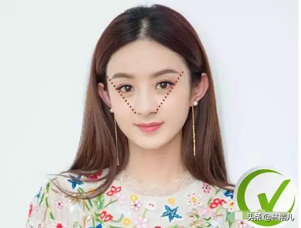 赵丽颖与娜扎古装,赵丽颖和娜扎靠画眉拿下时尚圈