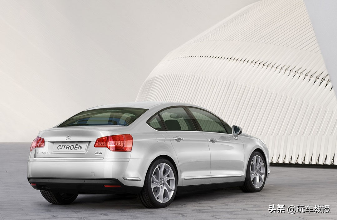 性价比之王,魔毯底盘,全新一代雪铁龙C5即将上线