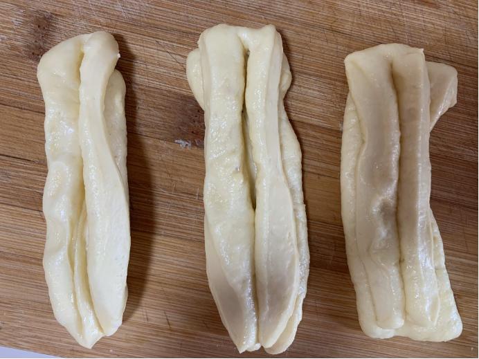 炸油条酥脆的秘诀,教你一个炸油条的方法