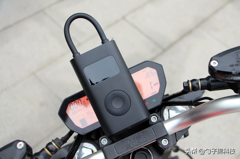 小米充气泵二合一,小米有品一键充气