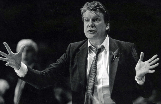 勇士为库里破三分纪录制定的战术,回顾勇士22年冠军之路