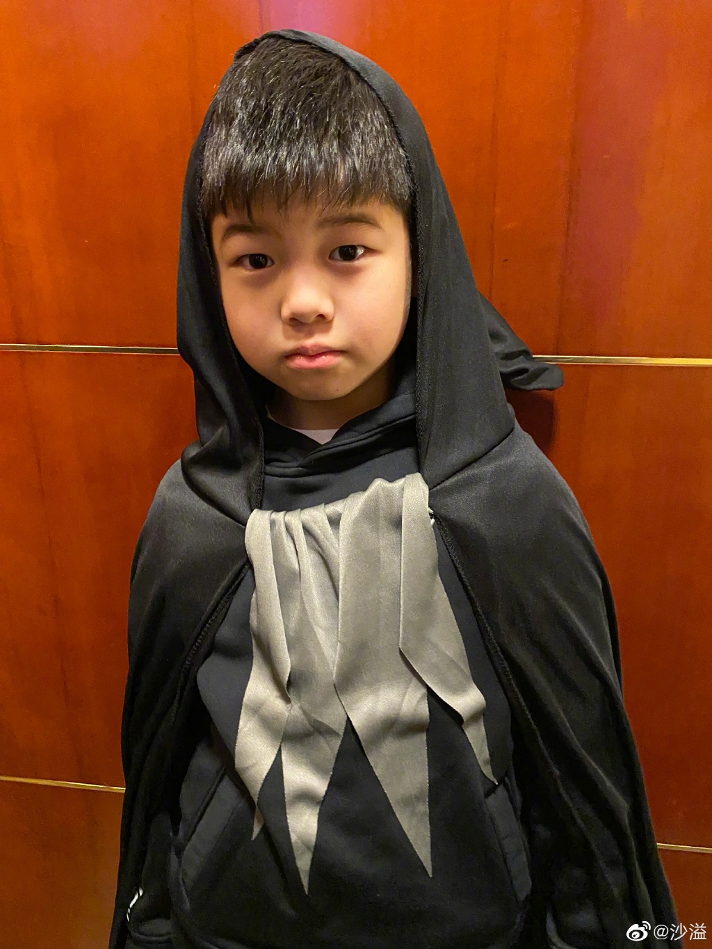 王子异面对质疑小鬼回击跨界歌王,王子异极限挑战发现熊