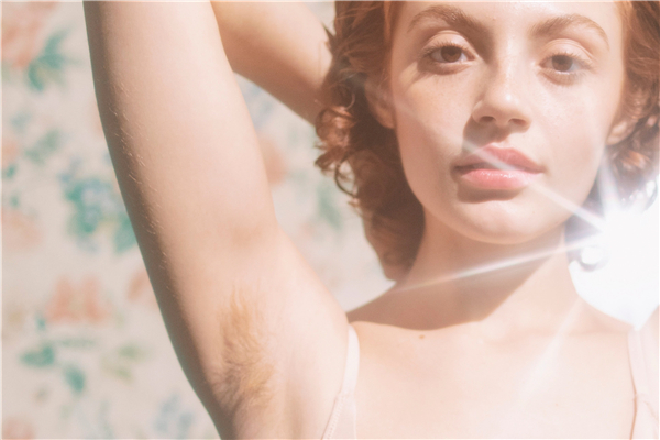 青春期去除腋臭的方法,狐臭人人嫌弃1个妙方有效治狐臭