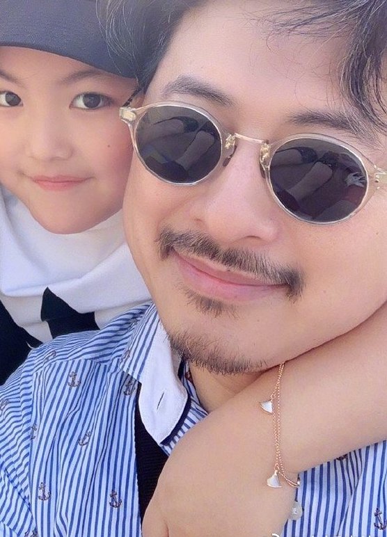 王诗龄戴的珠宝,王诗龄戴卡地亚手镯多少钱