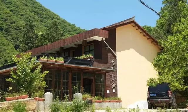 民宿365近期10家大热的极简民宿,西北风格民宿