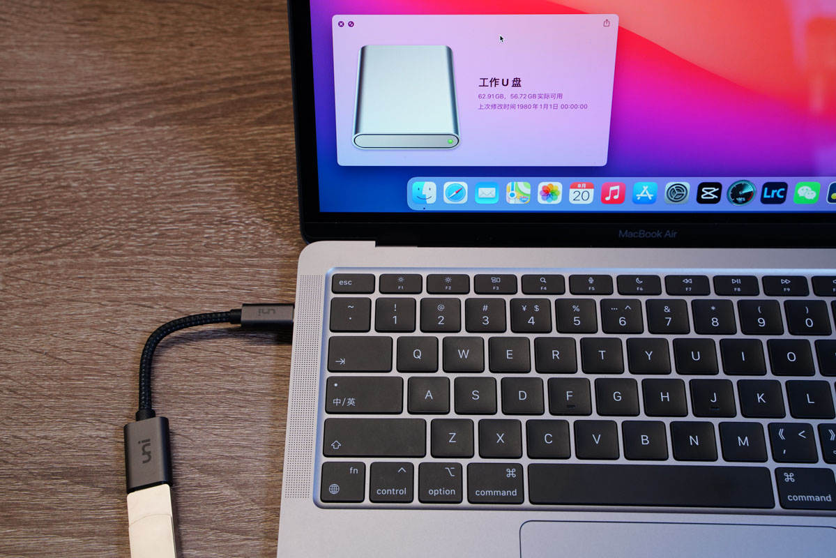 让USB-A的硬盘连接Mac电脑，uniCtoA转换器开箱体验